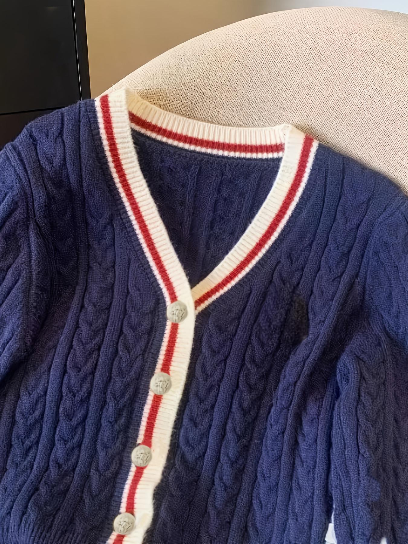 Elegant Women'S Cardigan | V-neck with Color Block Design, Long Sleeve, Medium Stretch Fabric, Suitable for Daily Commute and Streetwear - Image 5