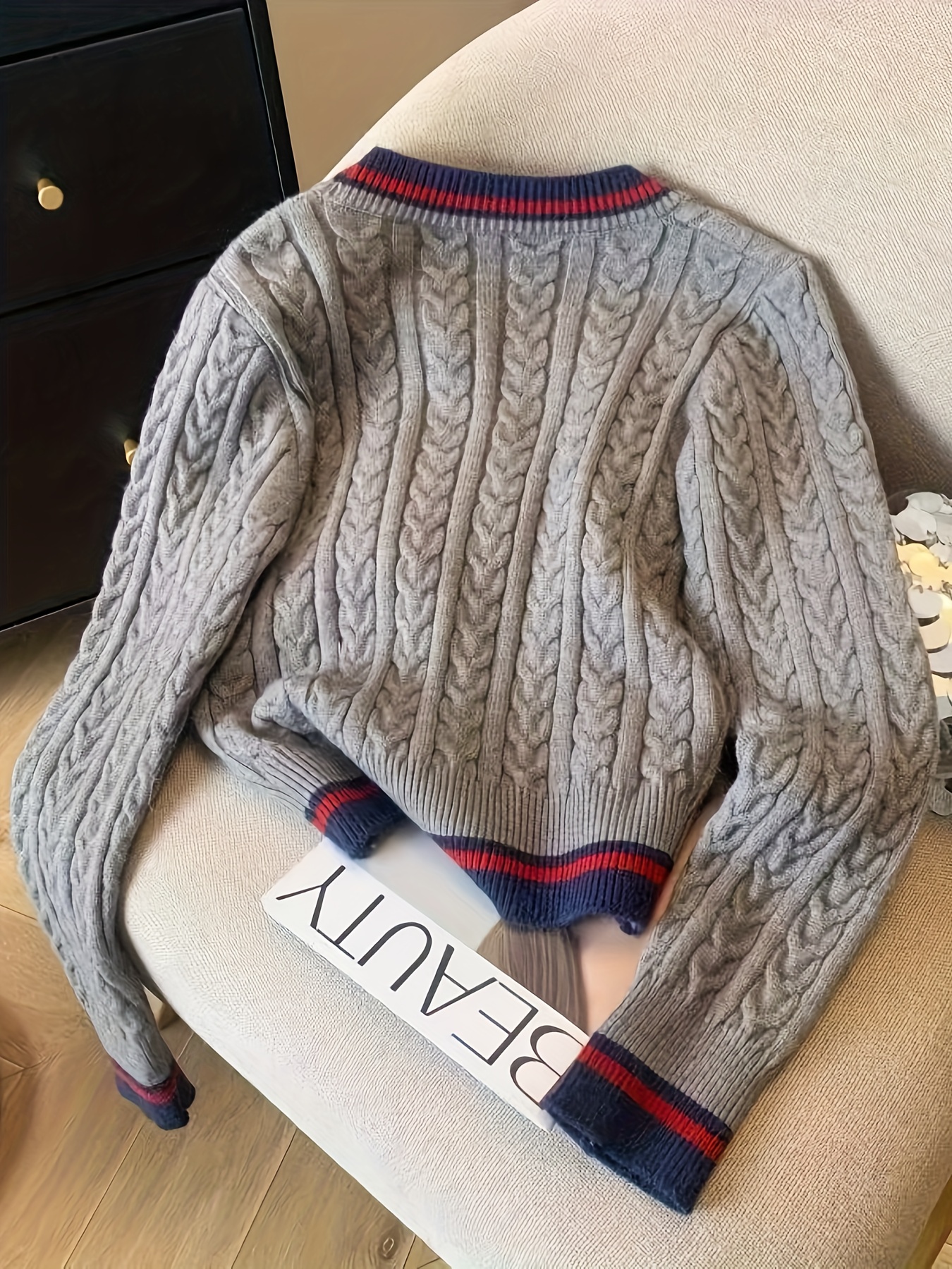 Elegant Women'S Cardigan | V-neck with Color Block Design, Long Sleeve, Medium Stretch Fabric, Suitable for Daily Commute and Streetwear - Image 10